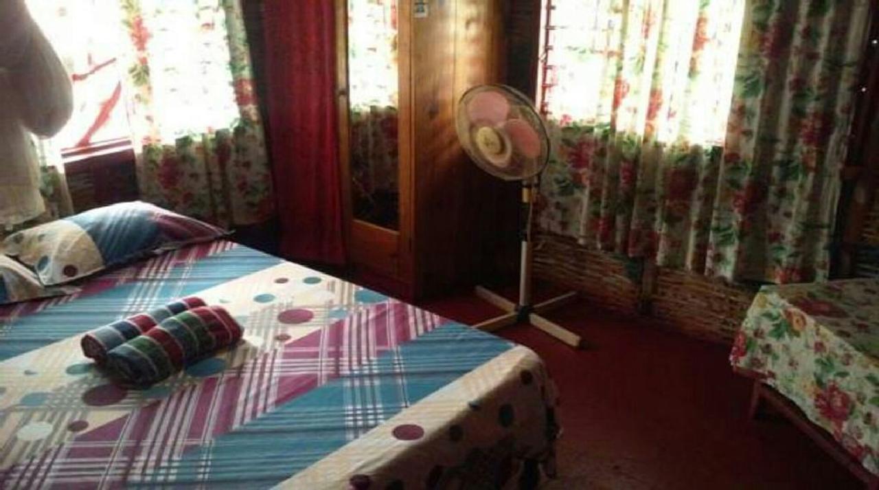 Shades Cottage Guesthouse Blue Hole Zewnętrze zdjęcie