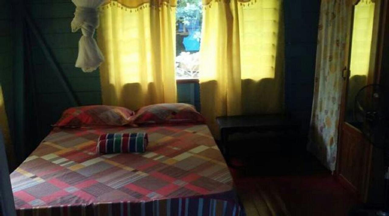 Shades Cottage Guesthouse Blue Hole Zewnętrze zdjęcie